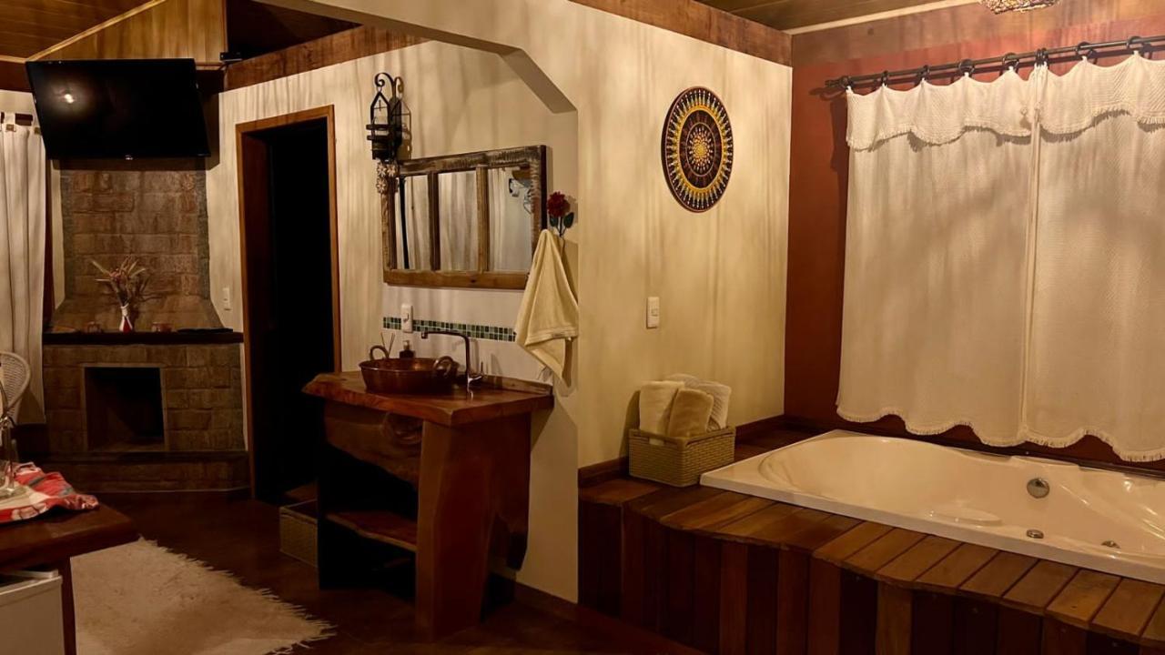 Chale Sorrizao- Visconde De Maua Villa Bocaina de Minas Luaran gambar
